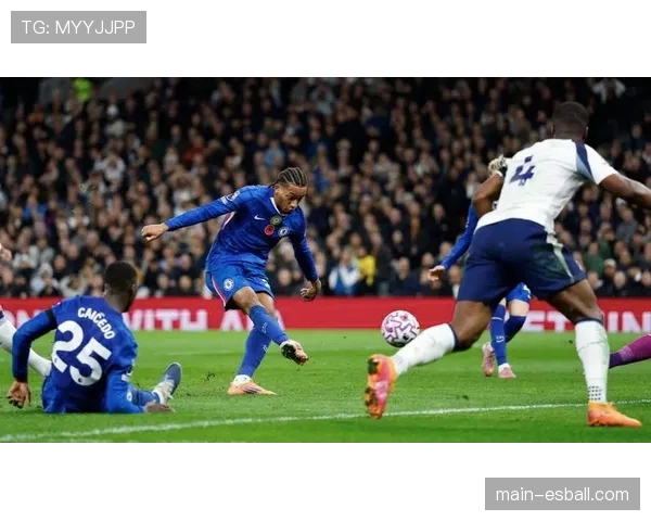 图多尔激进高位逼抢战术未奏效 热刺新帅首秀遭遇德比惨败